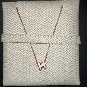 Like New Hermès Mini H Pop Pendant/Necklace Rose Gold/Rose Dragee